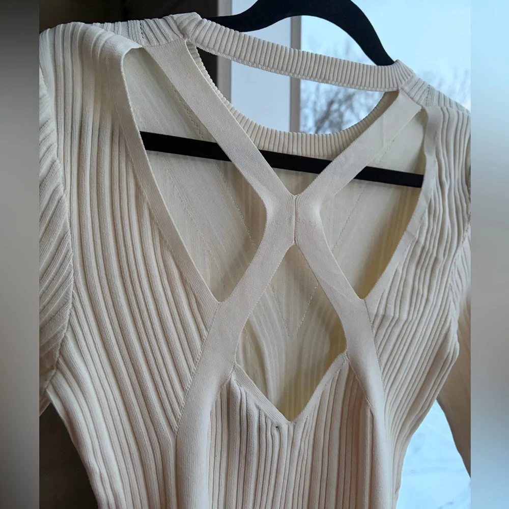 🆕7 For All Mankind Cream Ribbed Knit Top Open Back Cutout Stretchy Casual Size L - Picture 10 of 17